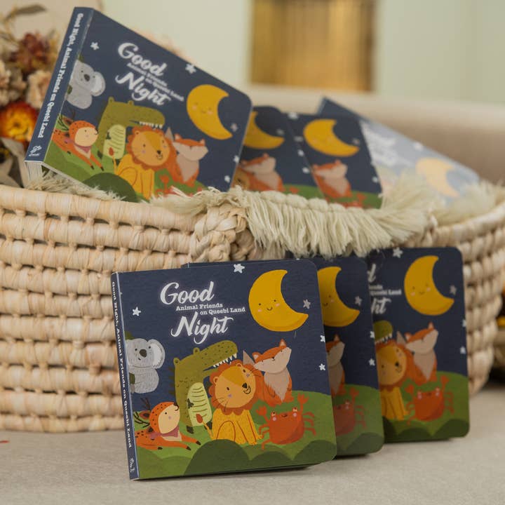 Kalianii LLC - Wholesale Pacifier - Baby - Queebi Baby Book & Fox Pacifier Holder Gift Set