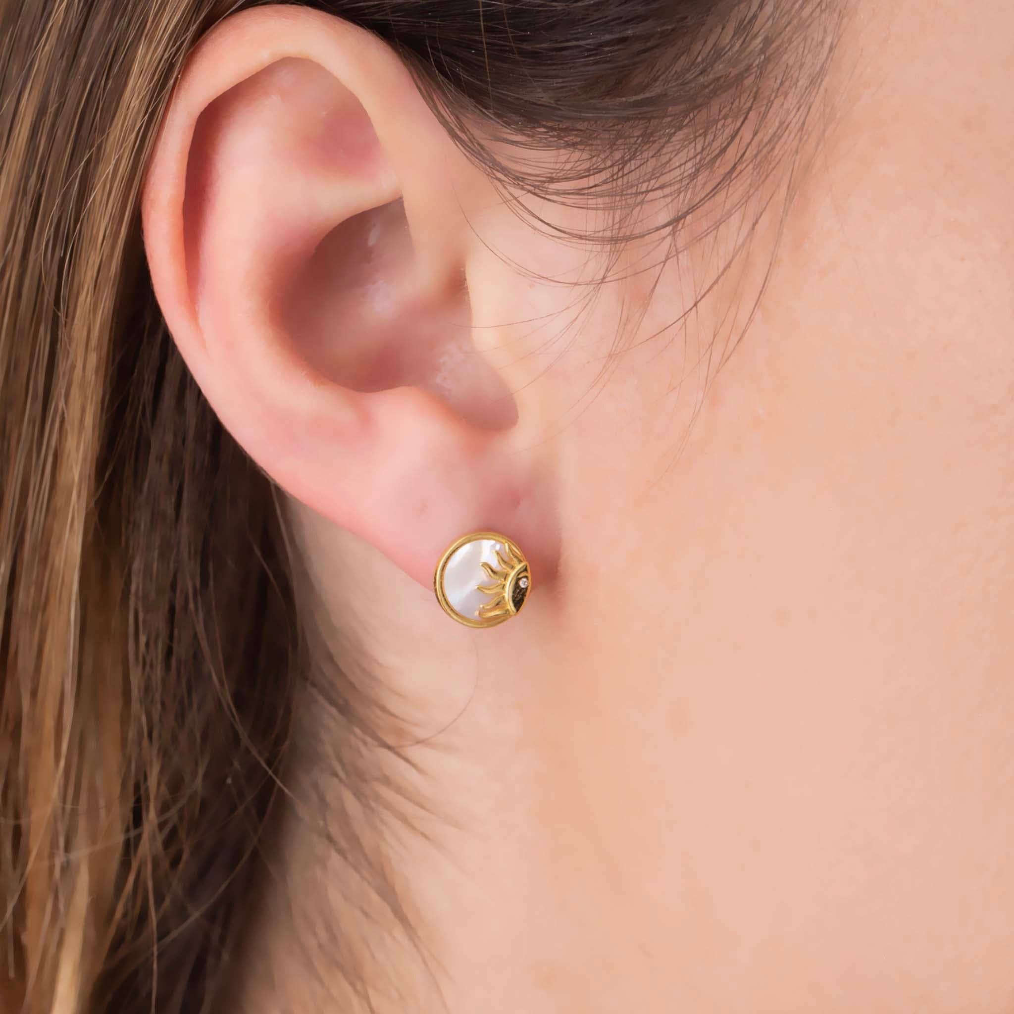 La Kaiser - Wholesale Stud/Post Earrings - Mother of Pearl Sun and Moon Studs2