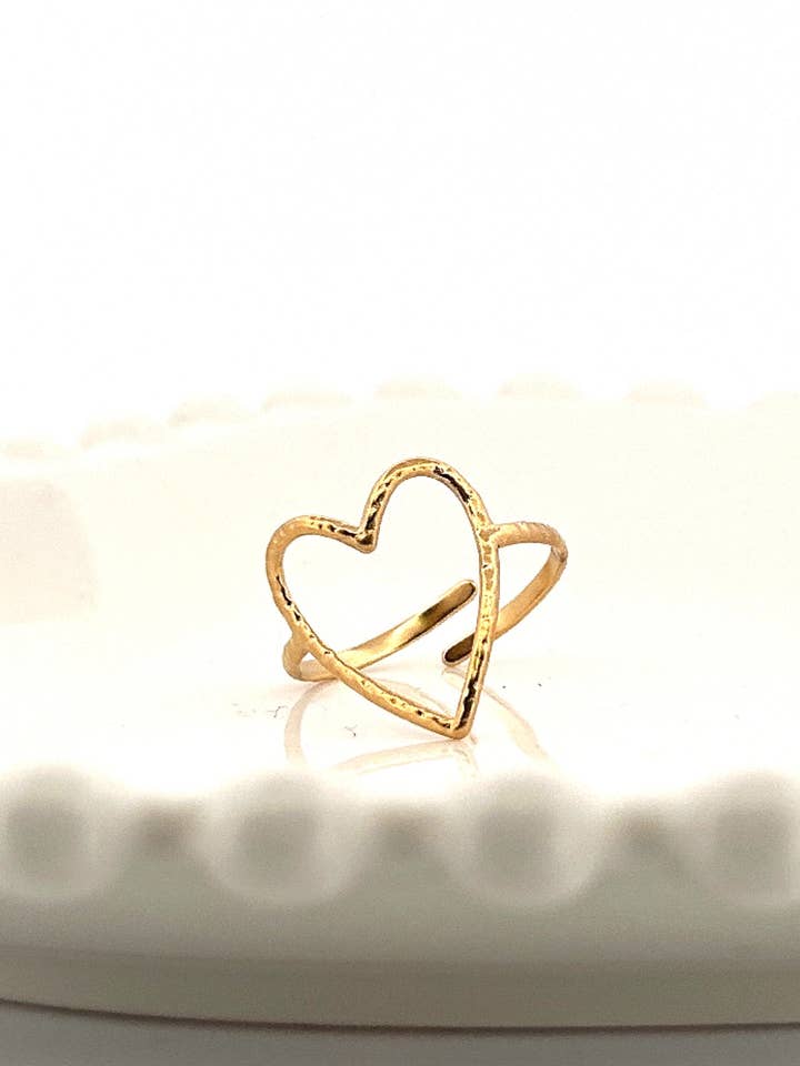 Guld Titanium stål udskæring hjerte Ring for engroshandel hos Nette Road Wholesale