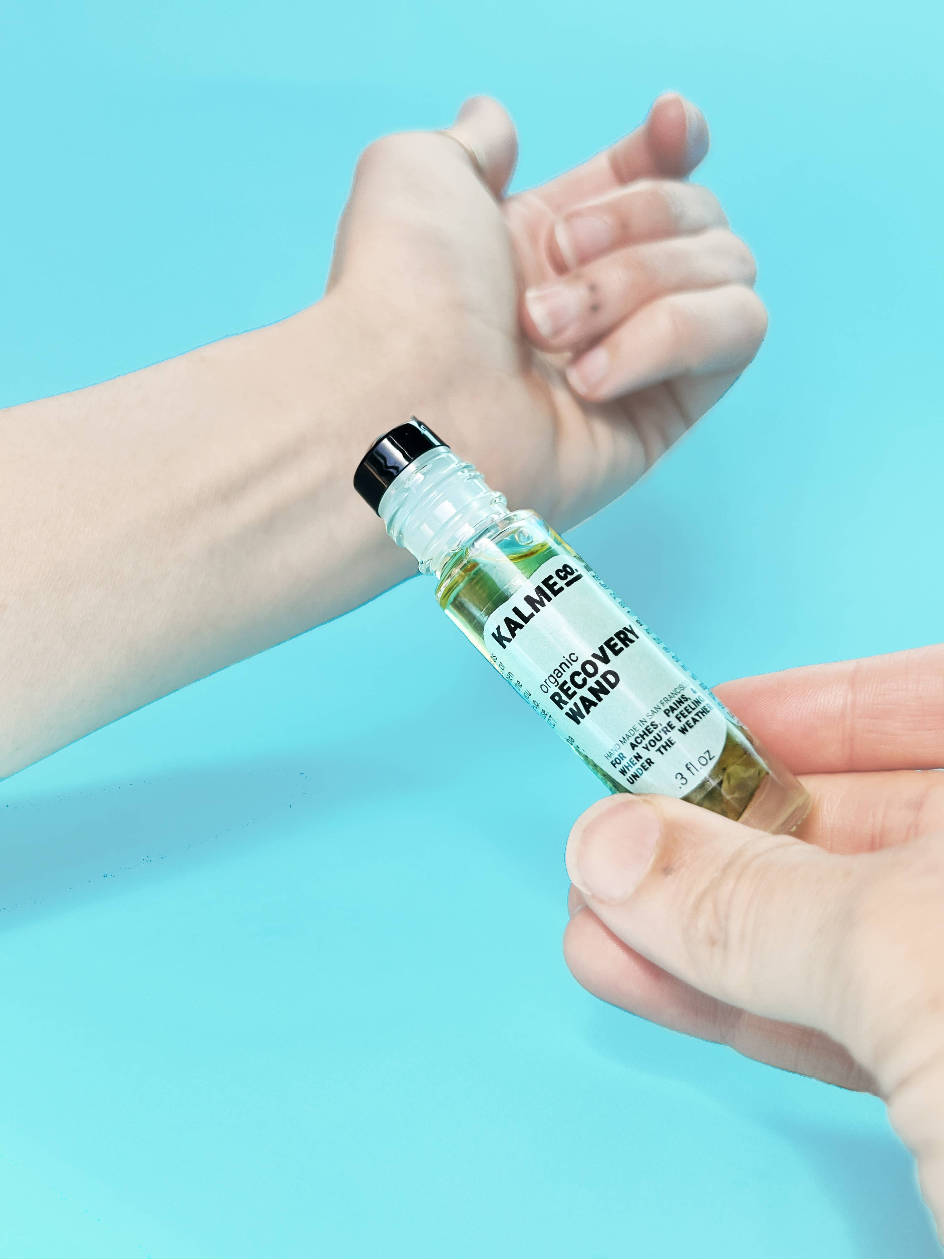 Kalme Co. - Wholesale Essential Oil Roll-On - RECOVERY Wand3