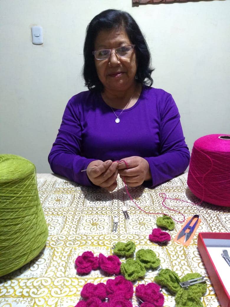 Blossom Inspirations – wholesale Fyllda/plyschleksaker - Barn och baby – Stående alpaca-leksak11