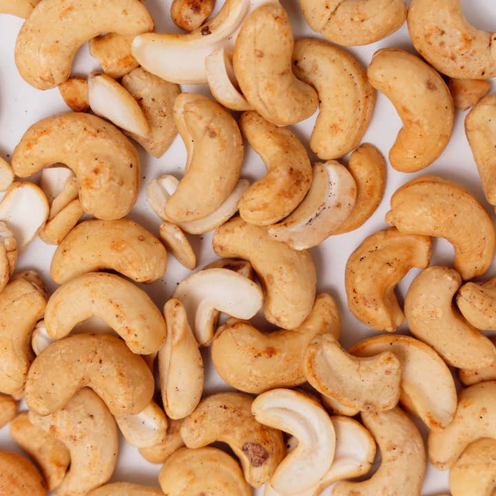 Agnellini Int Srl – wholesale Nuts – Giant shelled and unsalted cashew nuts 1.5 kg