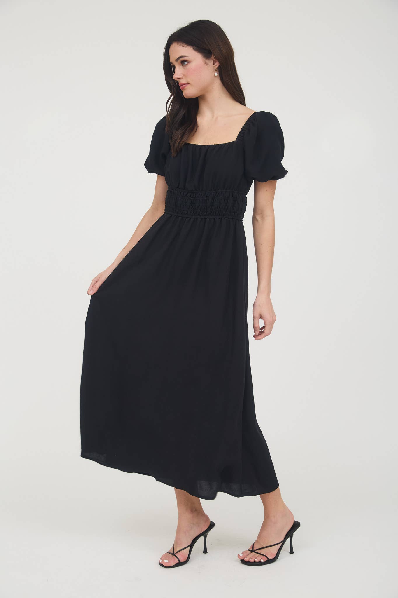 MINE – wholesale Dress – Women's – SOLID SMOCKED WAIST BALLOON SLEEVE MIDI DRESS11