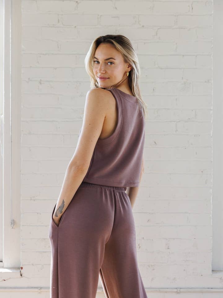 Cloud Classic Tank in Peppercorn voor wholesale door DYI Define Your Inspiration