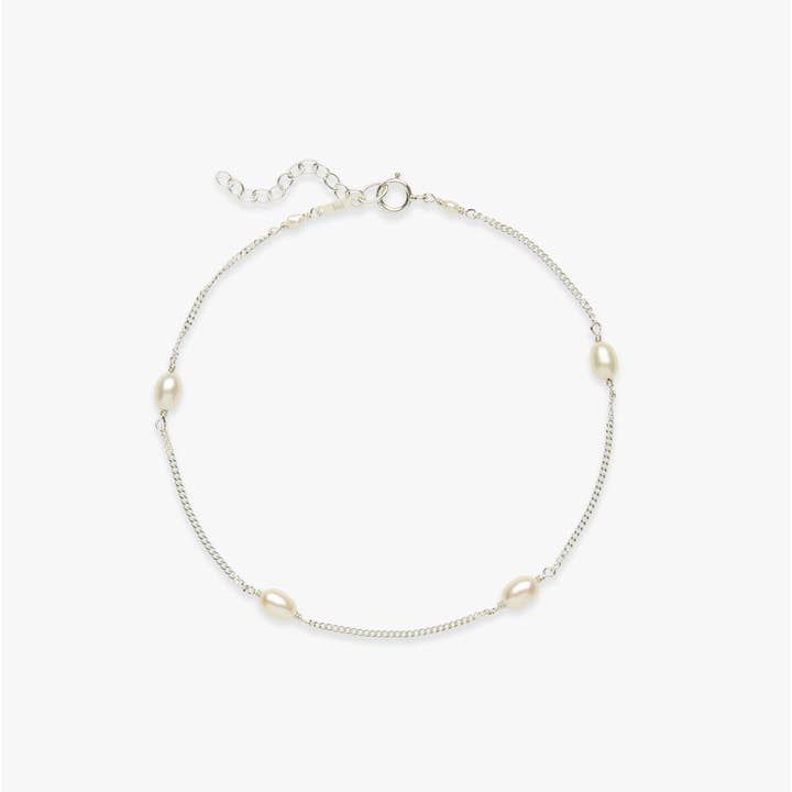 Chevillière en argent avec perles et bordure pour la vente par Koi Atelier