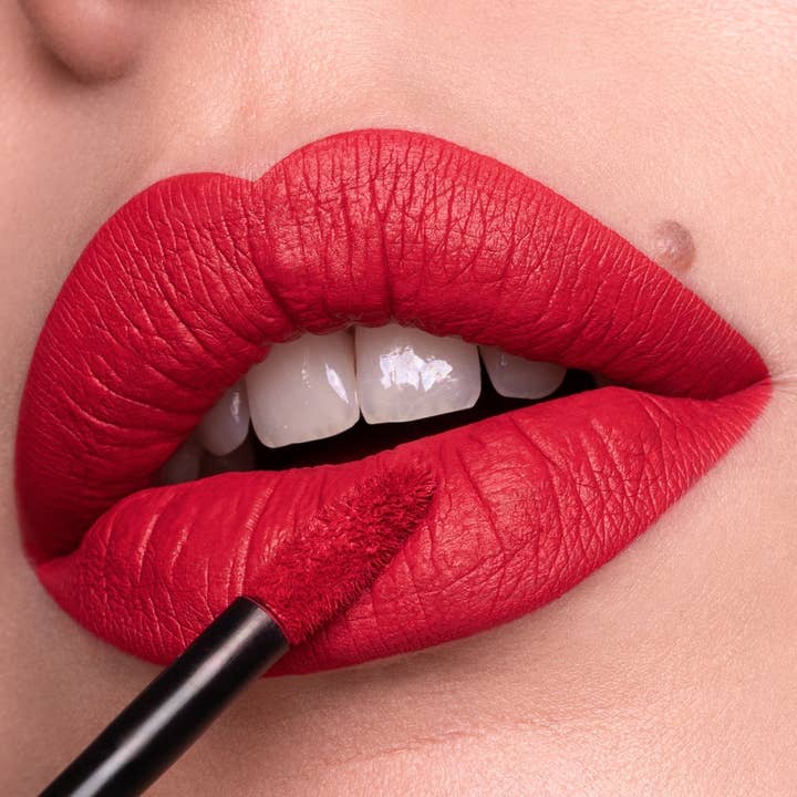 Rossetto liquido EVER 36 - Ertale Flame per la vendita all'ingrosso da parte di We Make-up