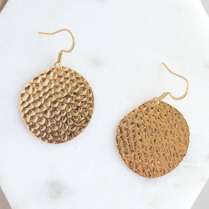 Lucia Oorbellen - Goud // Sieraden, Klassiek, Basisstuk voor wholesale door Spiffy & Splendid