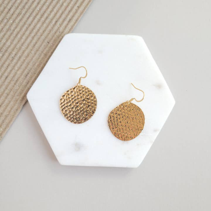 Boucles d'oreilles Lucia - Or // Bijoux, Classique, Indispensable pour la vente par Spiffy & Splendid