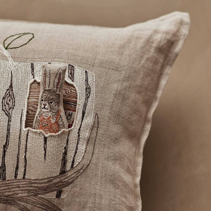 Coral & Tusk – Almofada decorativa/de sofá por atacado – Almofada de Bolso Aspen Log Bunnies1