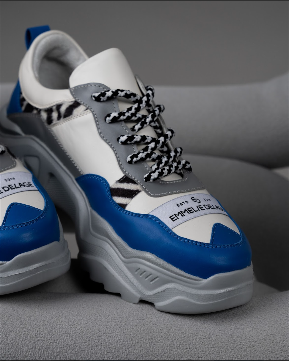 Nenya Fashion Limited - Wholesale Sneakers - Dames - Leather plateau sneakers met veters, zacht en stijlvol0