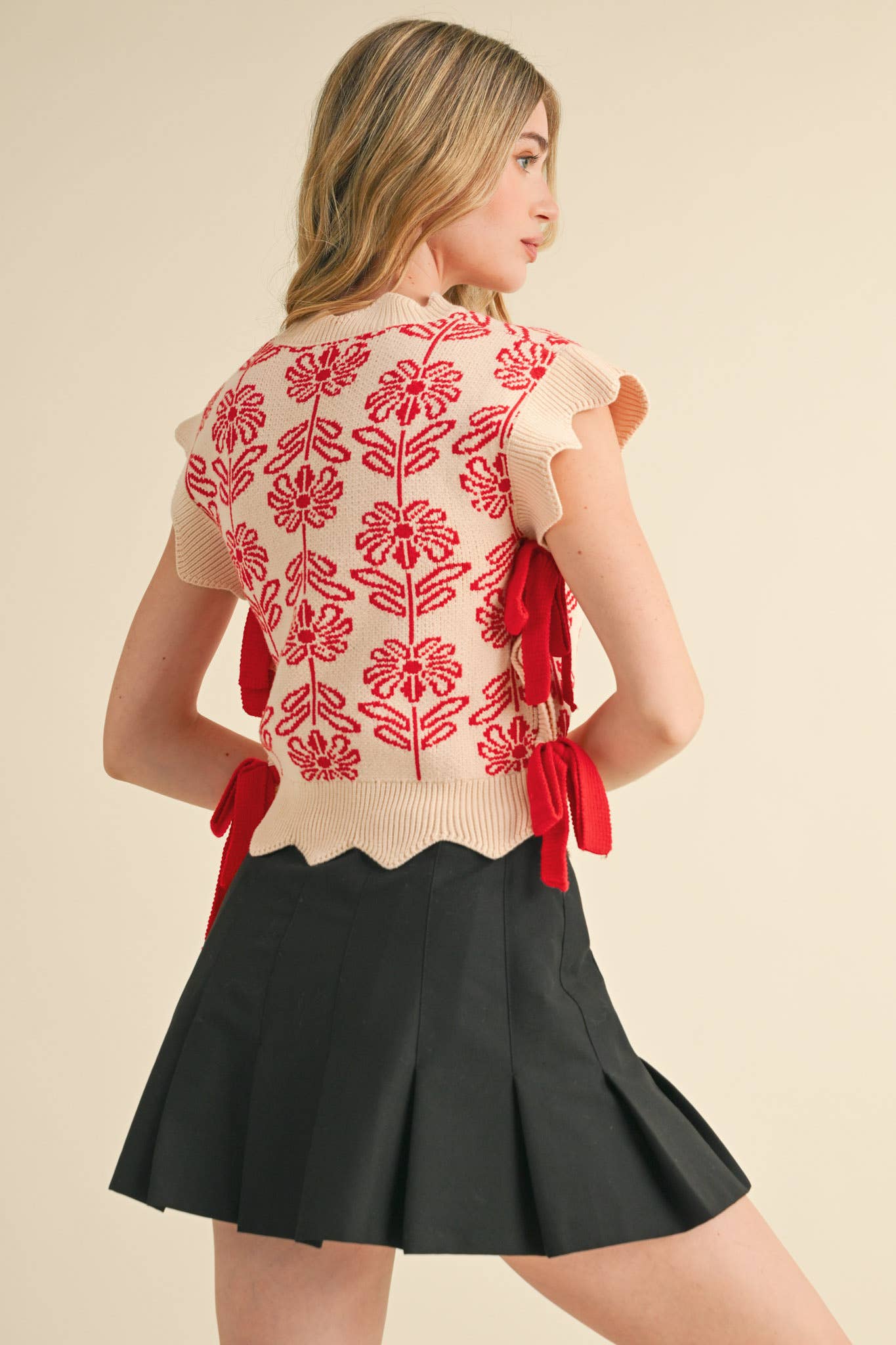 &MERCI – wholesale Tröjväst – Dam – MOCKNECK BLOMMIG TRÖJVÄST MSW1074321