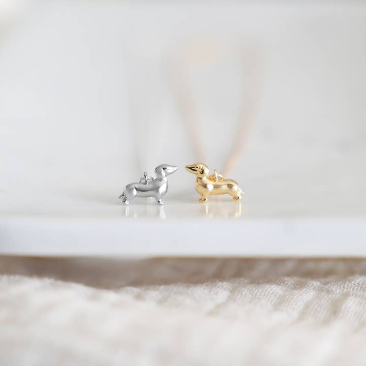 Collier teckel pour la vente par Birch Jewellery