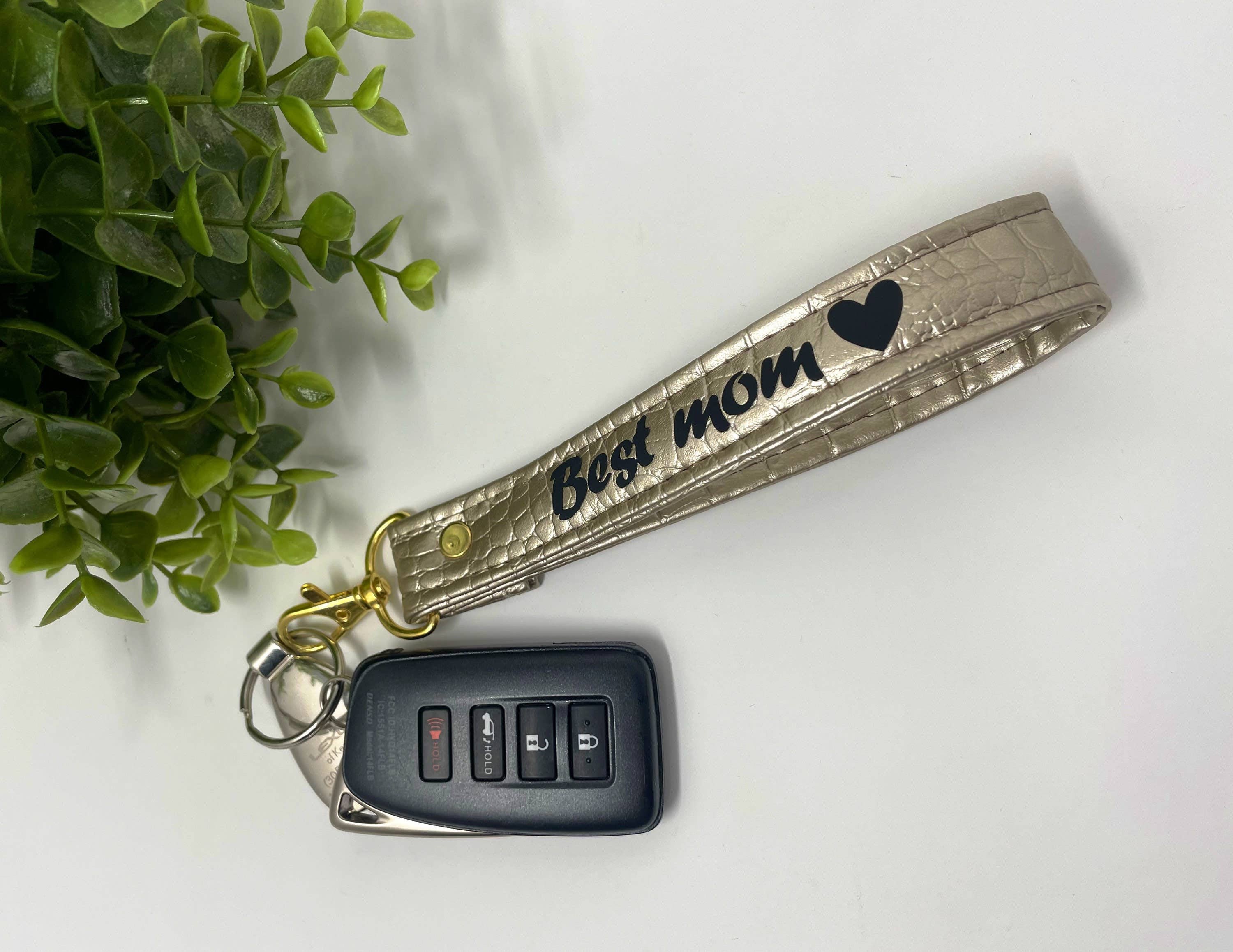 OMMO Designs - Vente Porte-clés – femme - Porte-clés personnalisé avec nom, porte-clés monogramme, bracelet porte-clés, porte-clés gravé, cadeau de fête des mères8