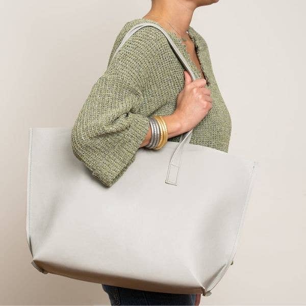 Essential Gray Tote Bag Plastic for wholesale on Faire1