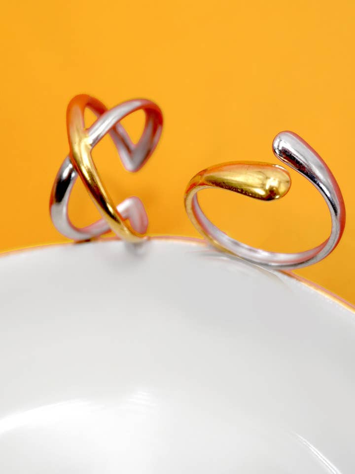 18K STAINLESS STEEL TARNISH FREE TWO TONE RING | 40R107 for wholesale by JOSSLYN by wall to wall