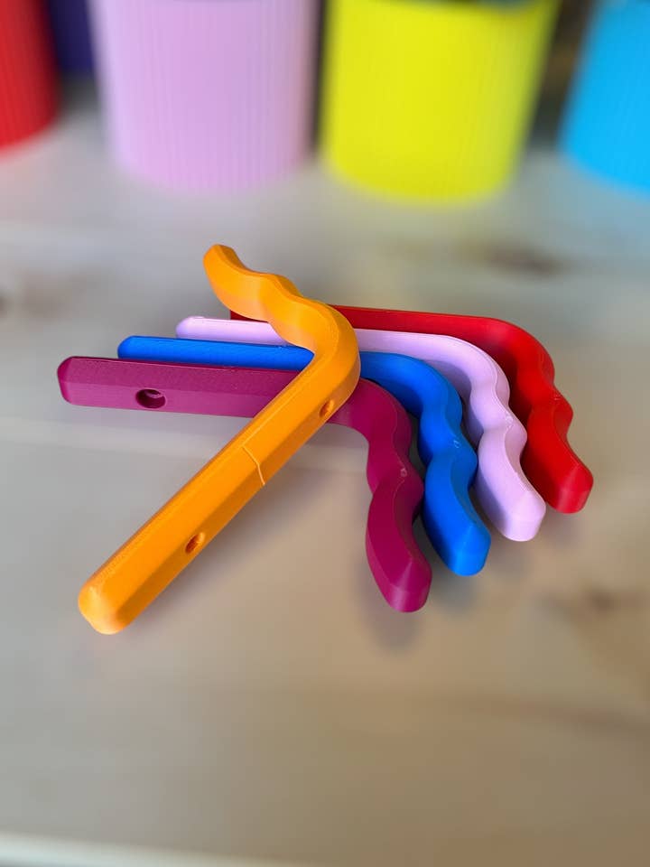 Gancio da parete ondulato per la vendita all'ingrosso da parte di WALKER'S HOUSE!