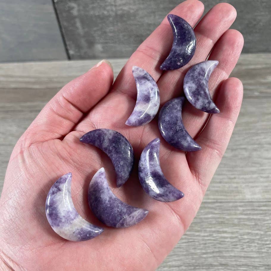 Keystone Crystals - Wholesale Spiritual Stone/Crystal - Assorted Gemstone Moons   – 1 Inch Crescent Moon Carvings27