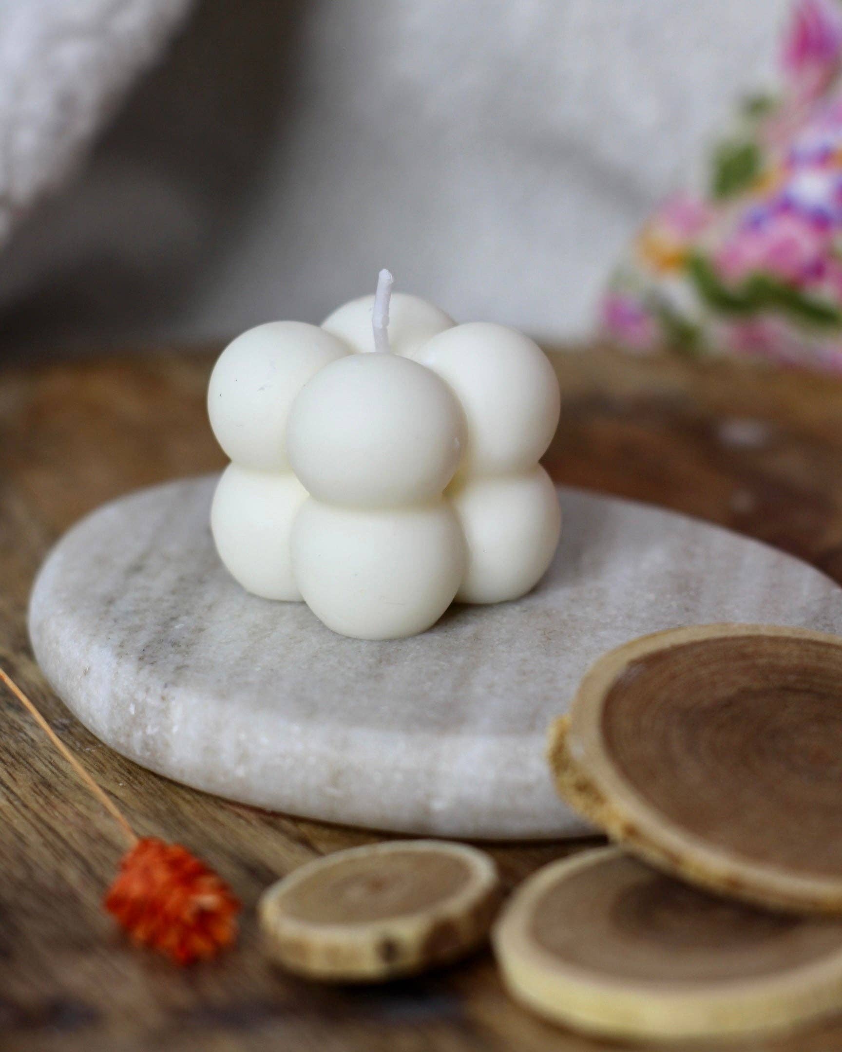 Meet me at the corner – wholesale Novelty candle – Small bubble cube candle1