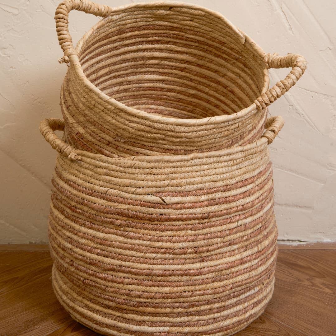 Natural Artisan Home - Wholesale Basket - Natural Boho Corn Husk Basket 1