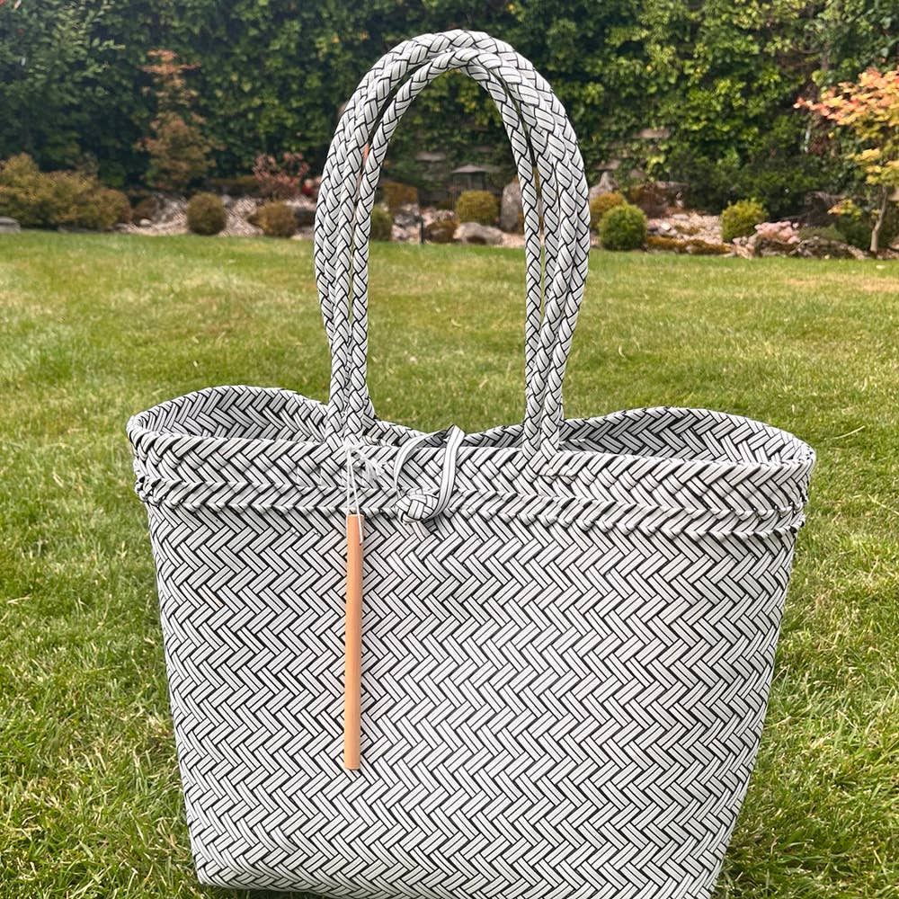 VIE - Vente Sac de plage - Sac de plage/fourre-tout tissé en plastique recyclé15