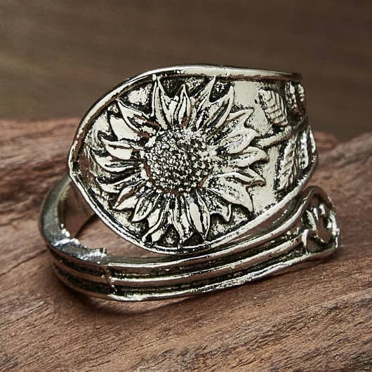 GOTHIC SUNFLOWER RING (ADJUSTABLE) for wholesale by Ashlen