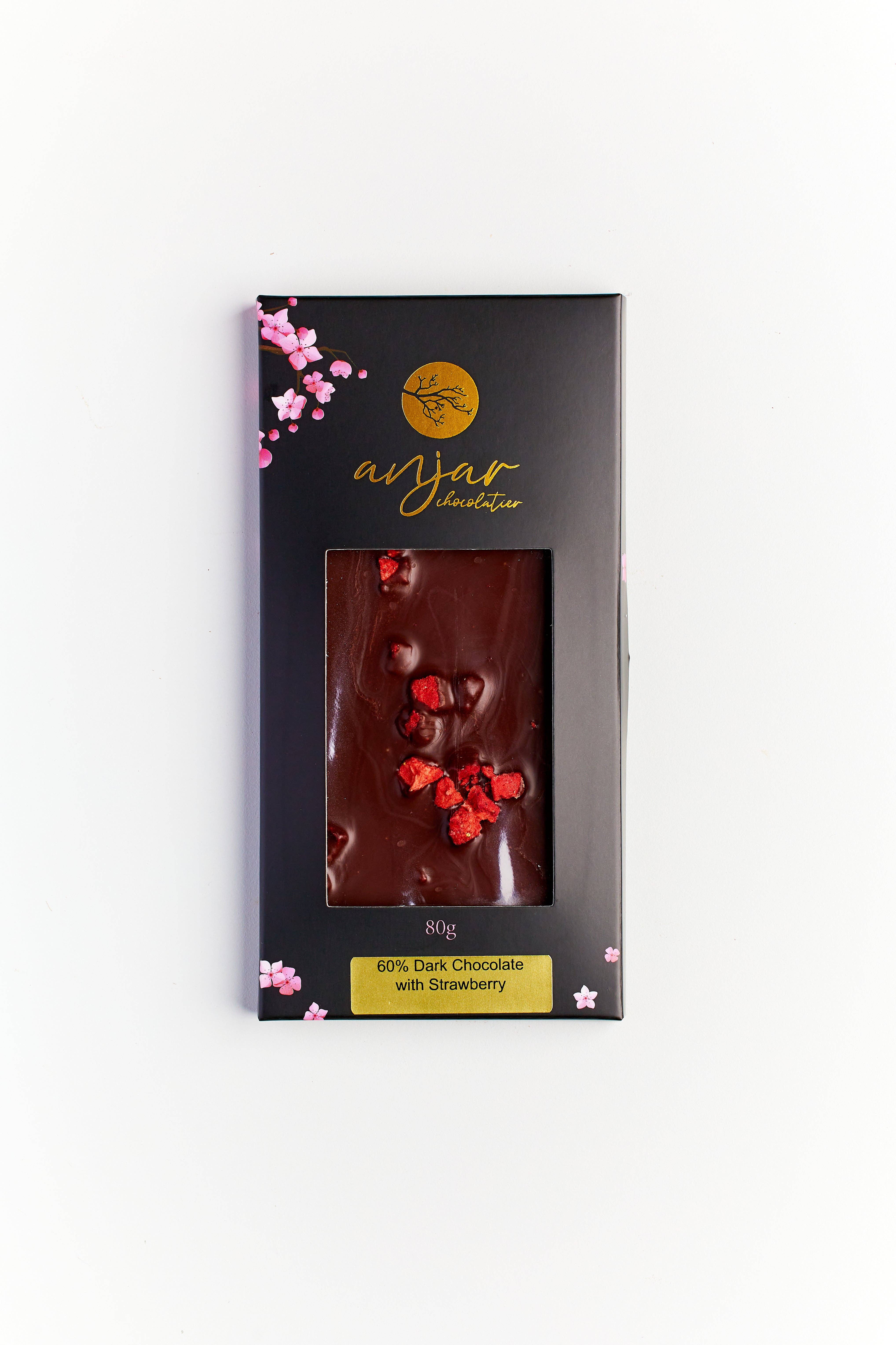 Anjar Chocolatier - Wholesale Chocolate Bar - 60% Fraise et Chocolat1