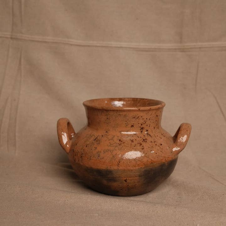 Oaxacan Crackle Glaze Ollita and other Purchase Wholesale bomboniere vendita on line. Free Returns & Net 60 Terms on Faire trending on Faire.