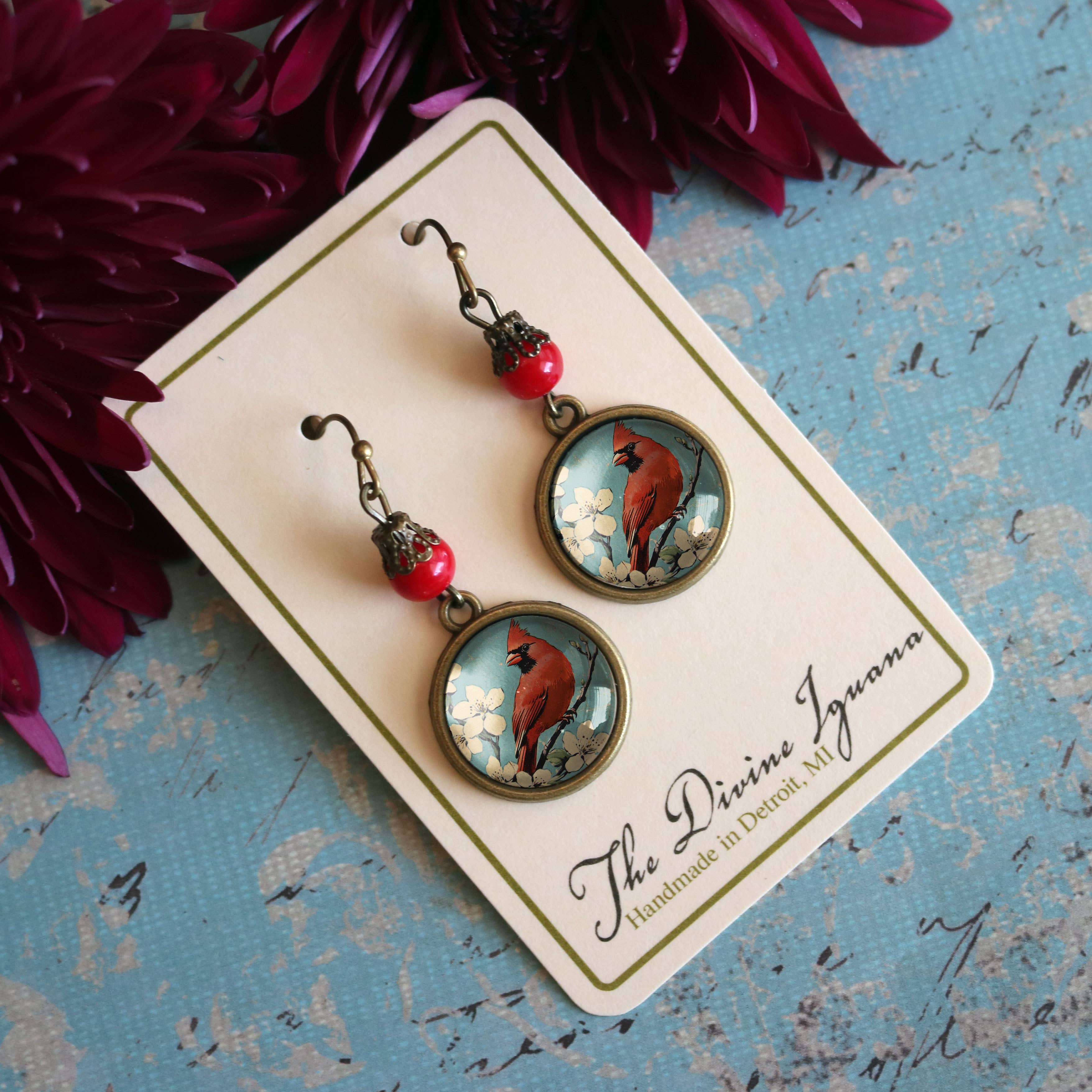 The Divine Iguana – Großhandel Ohrhänger – Vintage Cardinal Glas-Cabochon-Ohrringe4