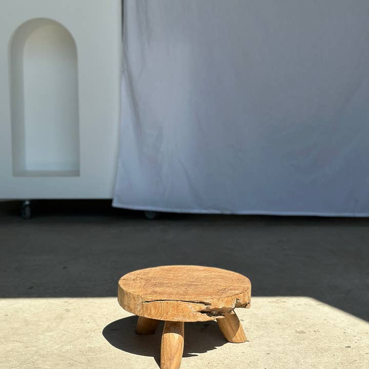 Office Objets - Wholesale Stool - Small low three-legged stool in upcycled blond teak D:30 H:1556