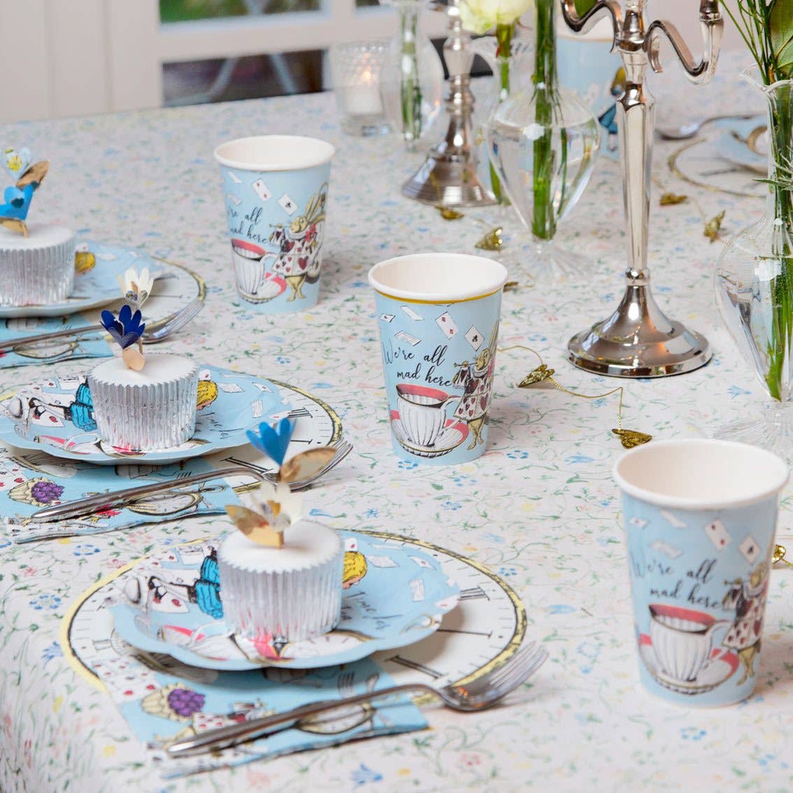Talking Tables USA - Vente Assiette jetable - Assiettes Bleues Alice au Pays des Merveilles - Pack de 12 | Fête du Thé |8