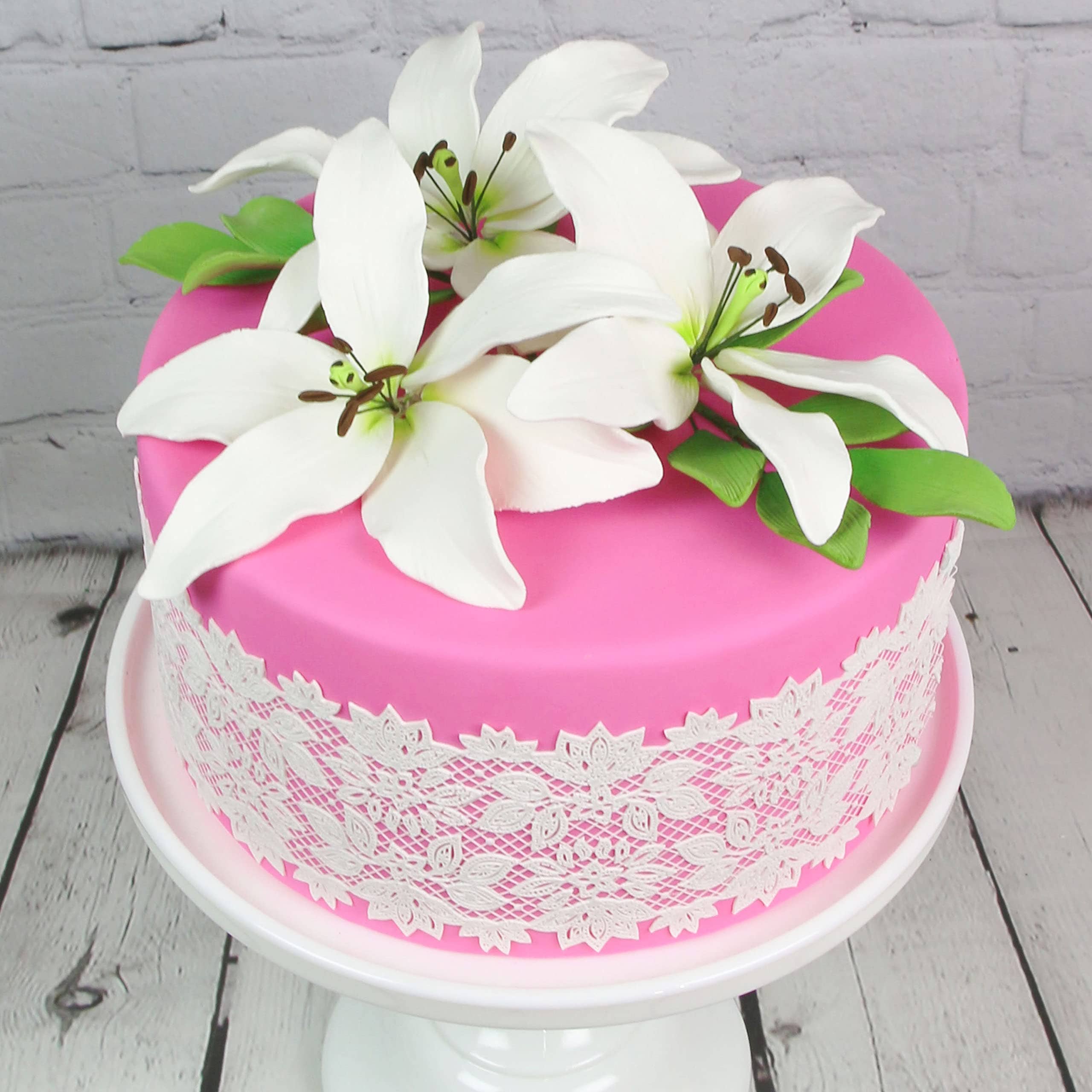 Global Sugar Art - Vente Fleurs artificielles - Fleurs en sucre de lys de Pâques, lys longiflorum avec feuilles en spray, par Global Sugar Art, blanc, lot de 35