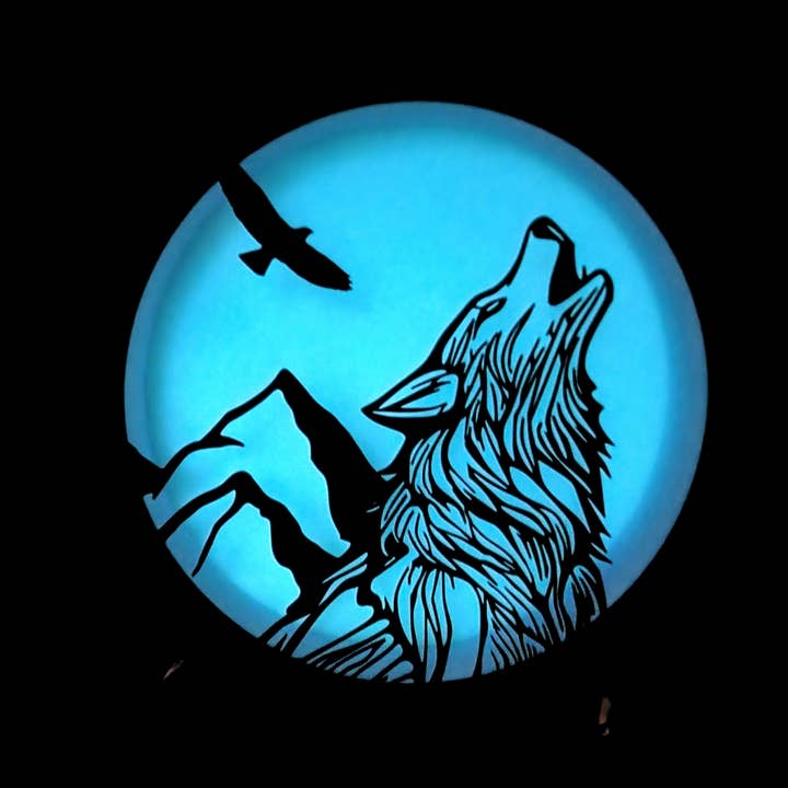 BoisMagique - Wholesale Wall Accent - Luminous Panel Howling Wolf at the Moon Fantastic Atmosphere3