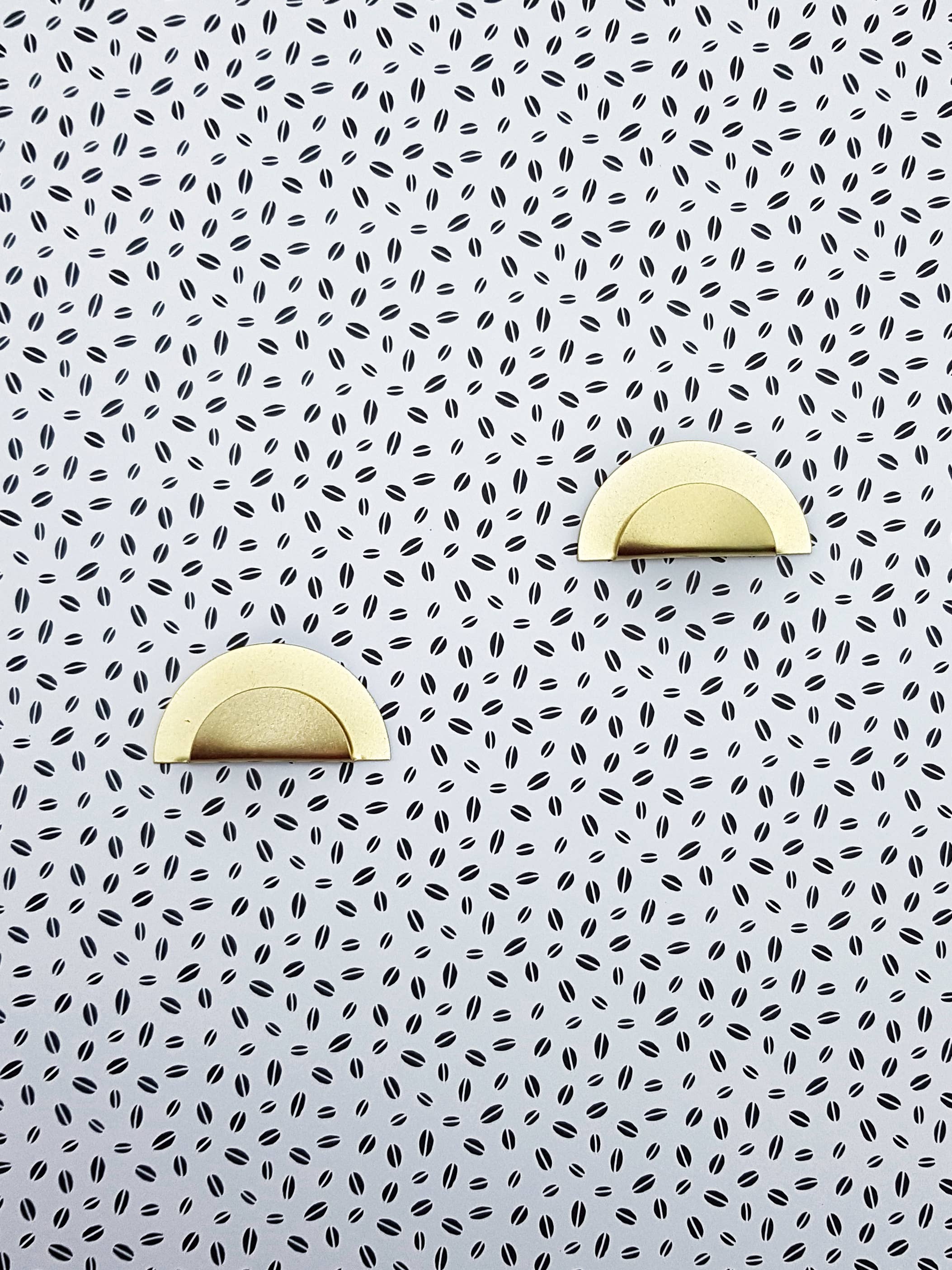 Delphine Plisson - Vendita all'ingrosso Espositori e vetrine per gioielli - Portagioie in ottone2