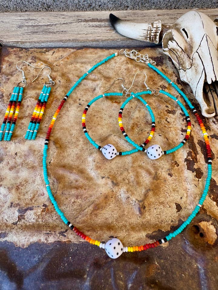 Feuer-Choker & Reifen mit Würfeln für den Großhandel von Wild Hancock Creations