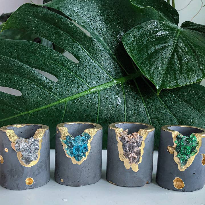 AURA 8 Art Boutique - Wholesale Plant Pot - Set of 4 Small Crystal Succulent Pots - Air Plant Holders
