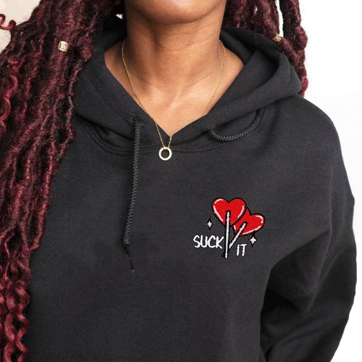 Suck It Lollipop-Kapuzenpullover mit Stickerei (Unisex) für den Großhandel von SassySpud