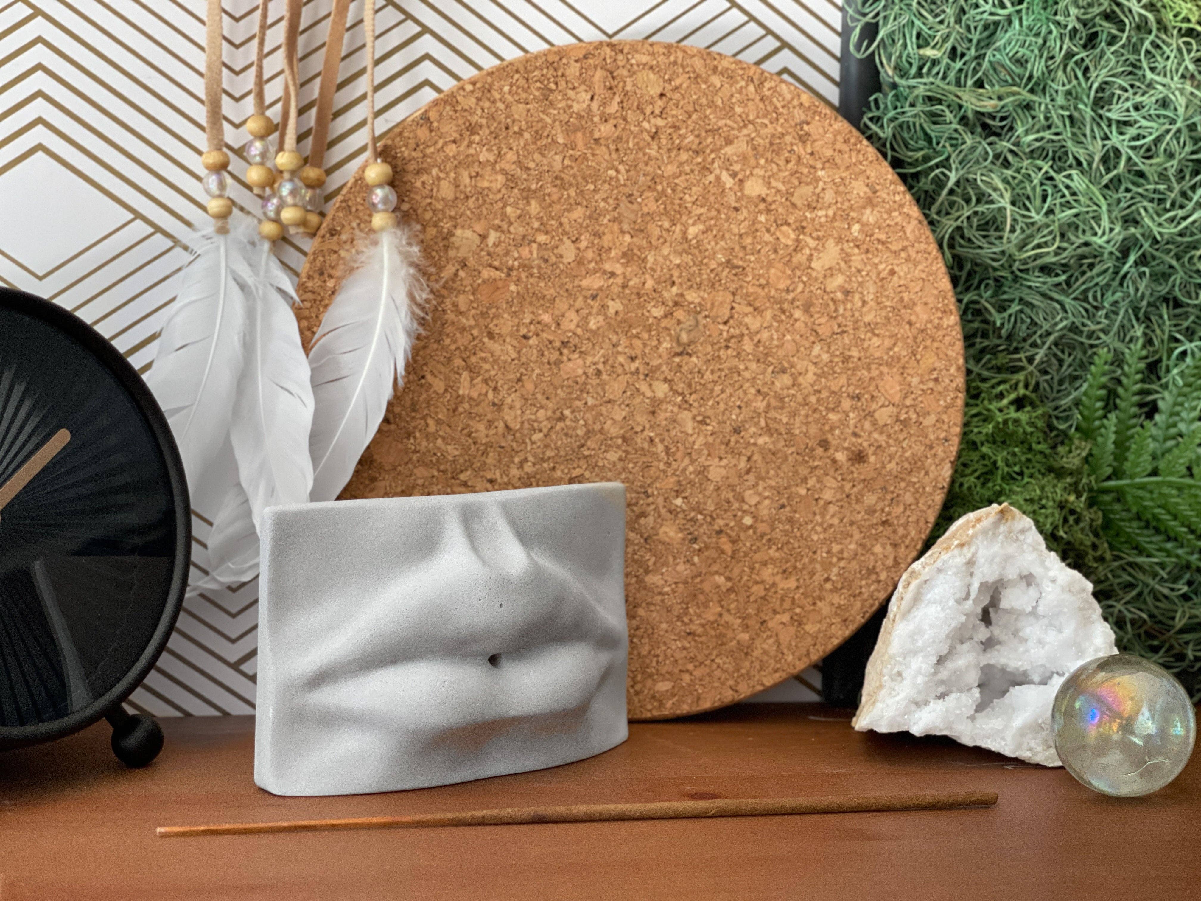 Planters Made in the USA – wholesale Rökelsehållare – Läppformad rökelsehållare i betong, aromstickshållare - present för yoga eller reiki1