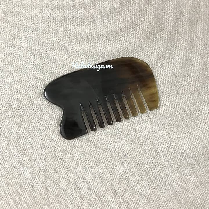 Hala Design - Vente Gua Shas - Peigne guasha en corne de buffle de poche, massage du cuir chevelu