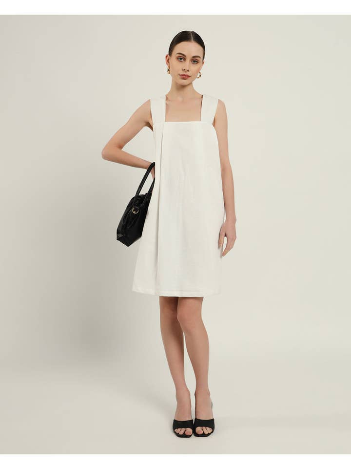 Thevasa - Wholesale Jurk - Dames - De Larissa Daisy Witte Linnen Jurk1