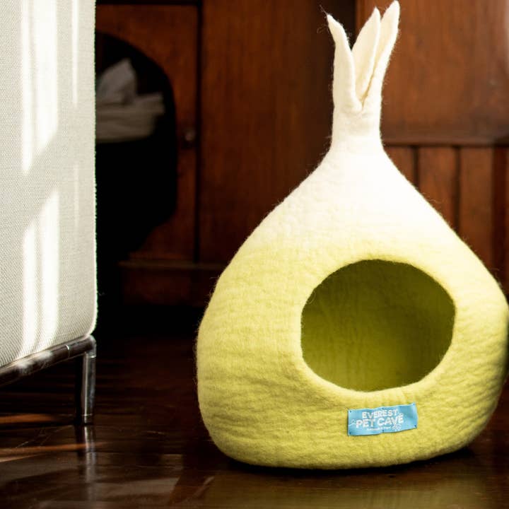 Everest Pet Supply & Gifts - Wholesale Pet Cave - Cat/Dog - Cat Cave Small Lime-White Mix, 100% Wool, Felted, Handmade 1