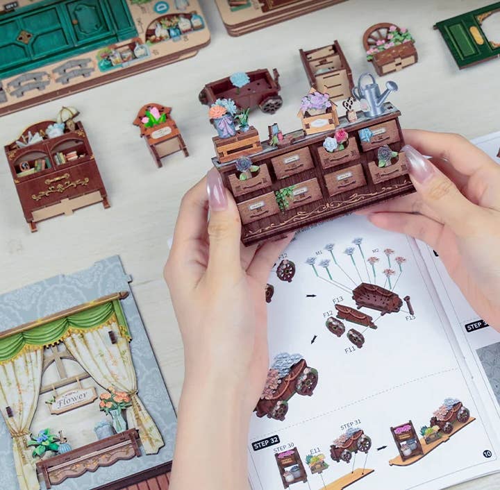Hands Craft Intl – Kit de artesanato DIY por atacado – Kit de Miniatura DIY: Floristas Blossom3