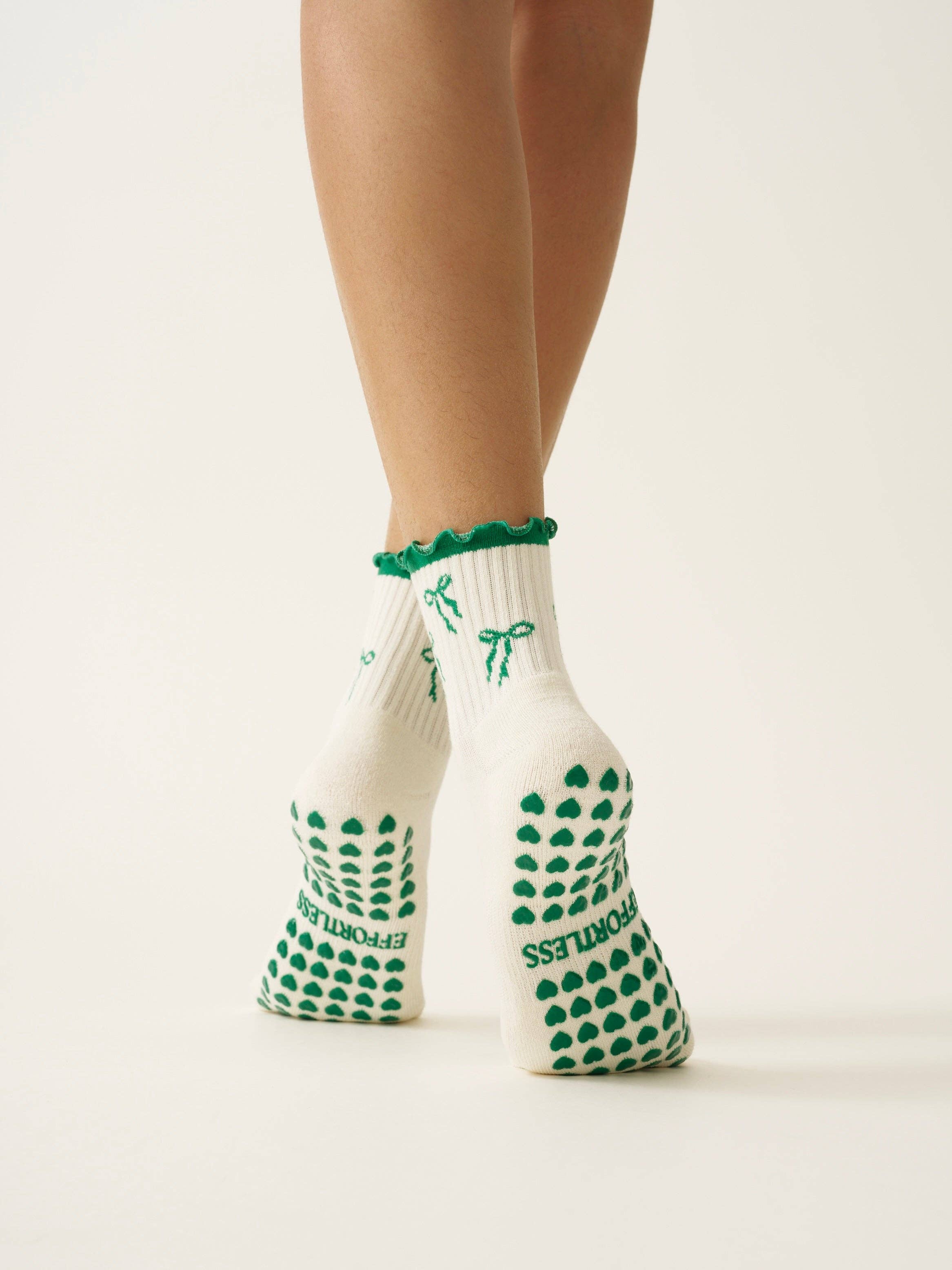 Effortless Club - Wholesale Socks - Women's - 🎀 Bow Ruffle Grip Sock [Green], Pilates Socks1
