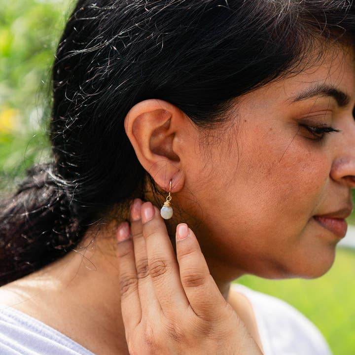 Bella Vita Jewelry - Wholesale Dangle Earrings - Pantone Earrings | Lapis Natural Stone Earrings