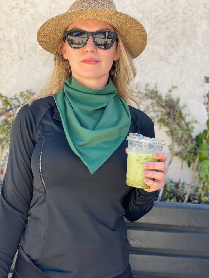 Bandana Magnética Hunter Verde por atacado de Elevated Equestrian