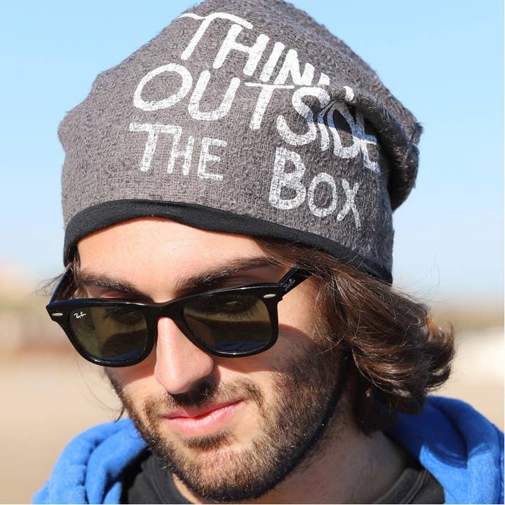 217H Think Outside the Box - Gorro Beanie de lana cruda para venta al por mayor de Purple Sardine