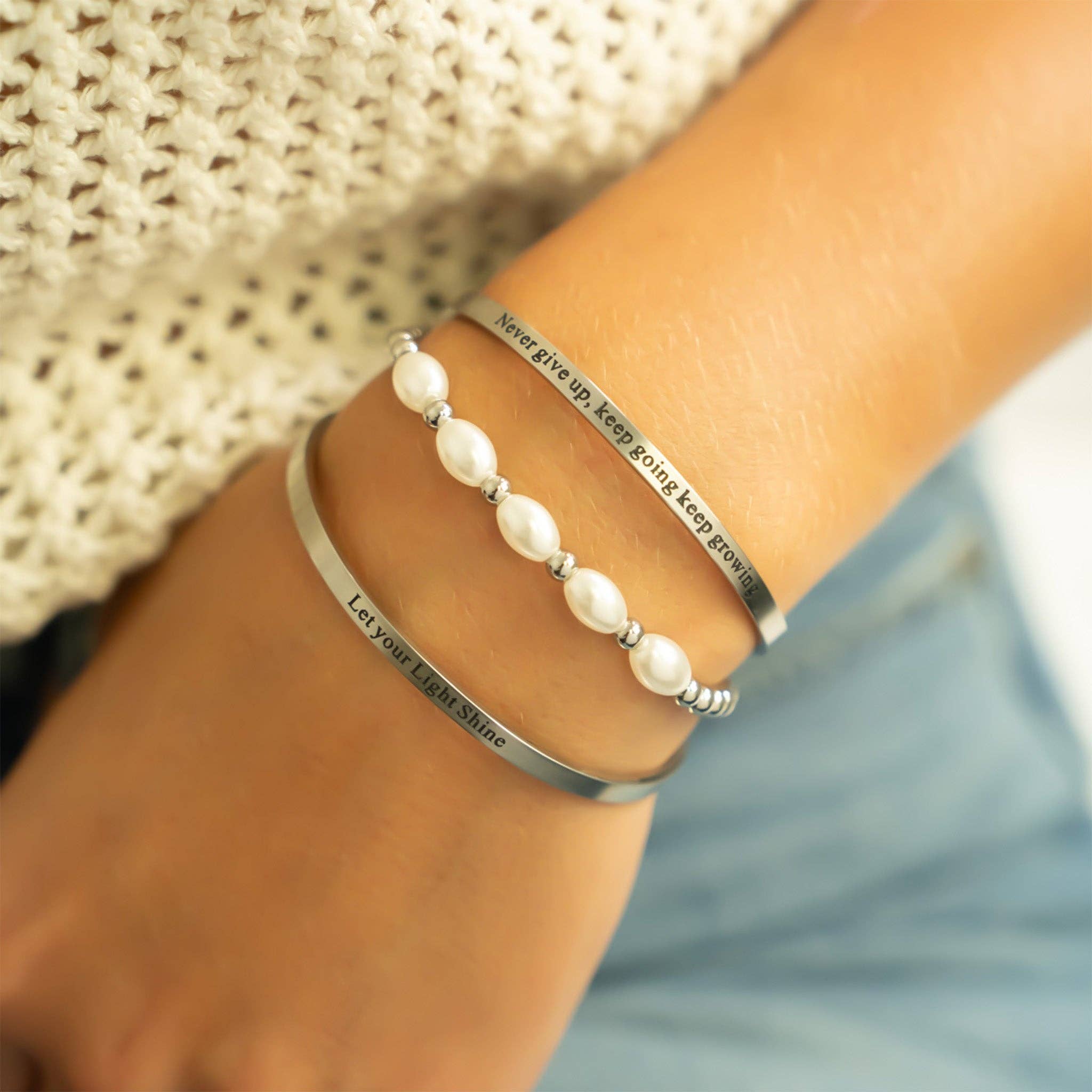 WJW - Wholesale Cuff Bracelet - 18K Gold PVD Never give up Engraved Bangle Bracelet4