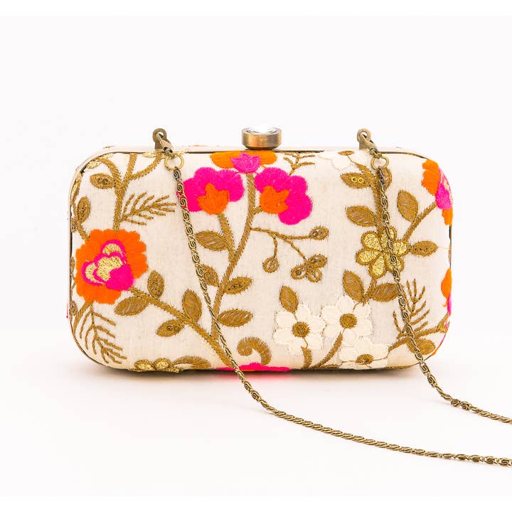 Magazine Clothing - Wholesale Clutch Bag - Women's - Cream Taupe Floral Silk Clutch 2