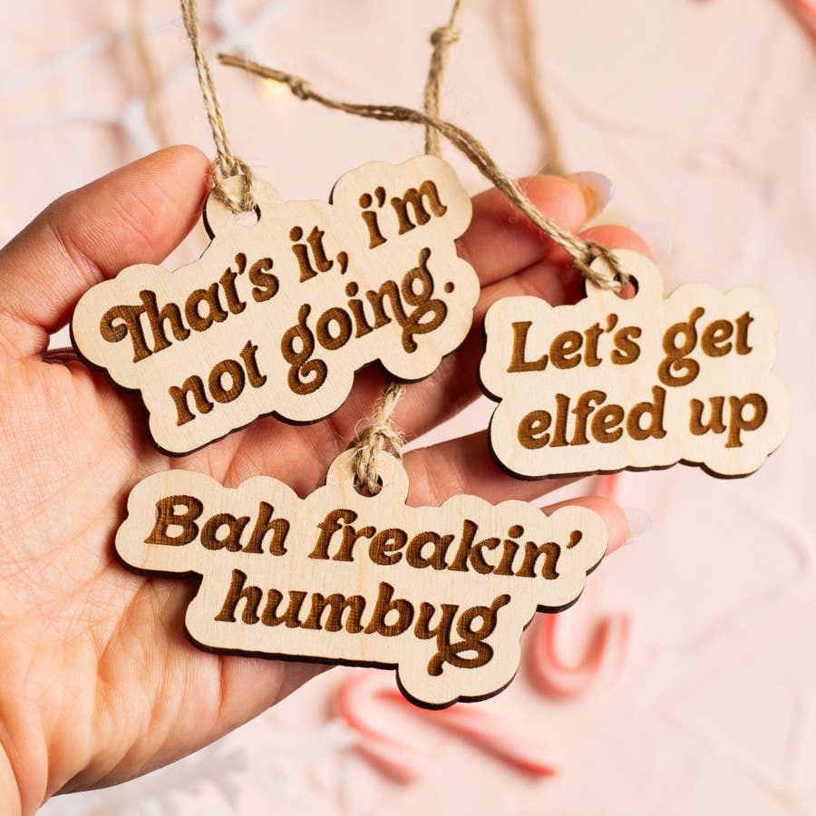 Funny Bra Ornament,Fun Wood Hanging Bras Ornament,Bras Christmas Tree  Ornament,Christmas Tree Bra Pendant,Gifts For Women Friend