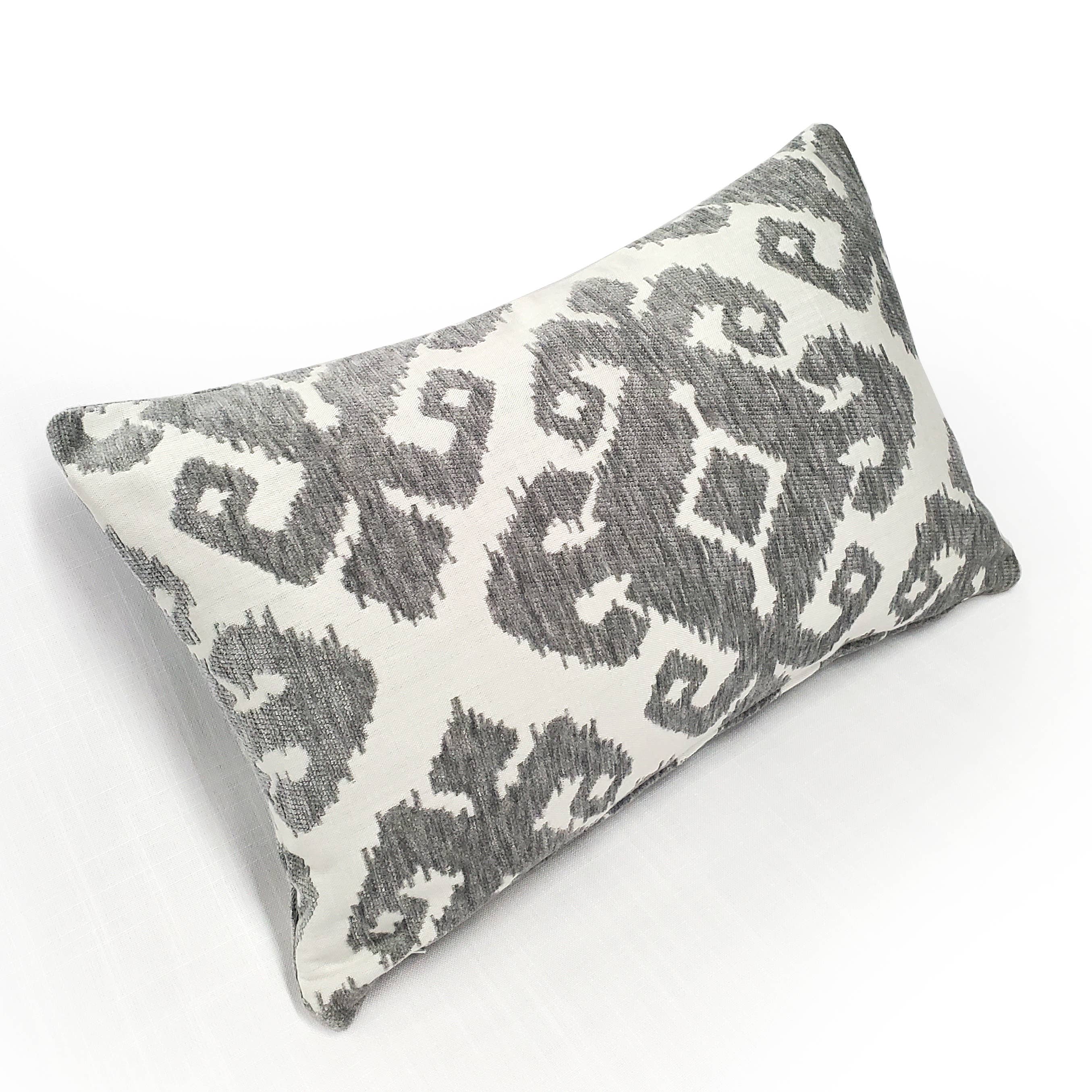 Pillow Decor - Vendita all'ingrosso Cuscini decorativi - Cuscino da esterno grigio Insignia, 30,5 x 48,9 cm, modello RECT2