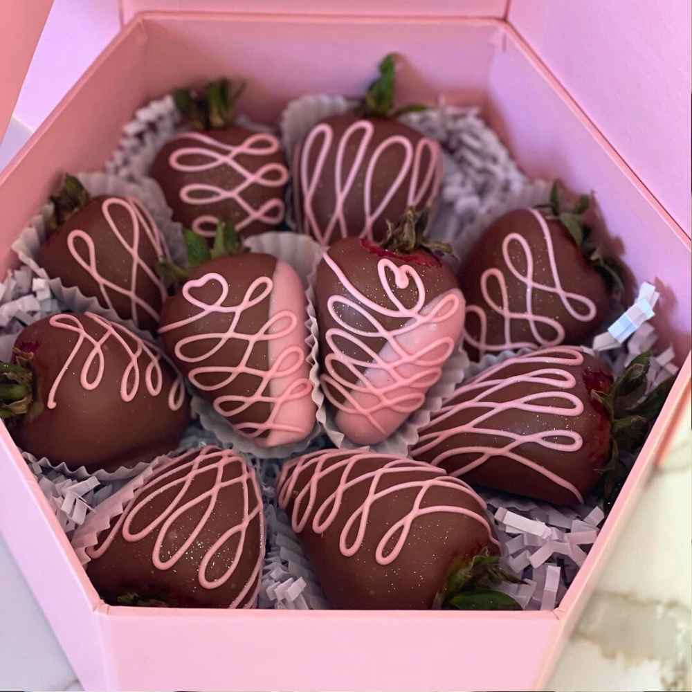 UNIKPACKAGING - Wholesale Gift Box - Hexagon 3-Tier Surprise Flower Gift Box with Lid10